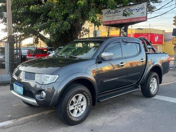 MITSUBISHI L200 TRITON 3.2 HPE 4X4 CD 16V TURBO INTERCOOLER DIESEL 4P MANUAL MITSUBISHI L200 TRITON 3.2 HPE 4X4 CD 16V TURBO INTERCOOLER DIESEL 4P MANUAL